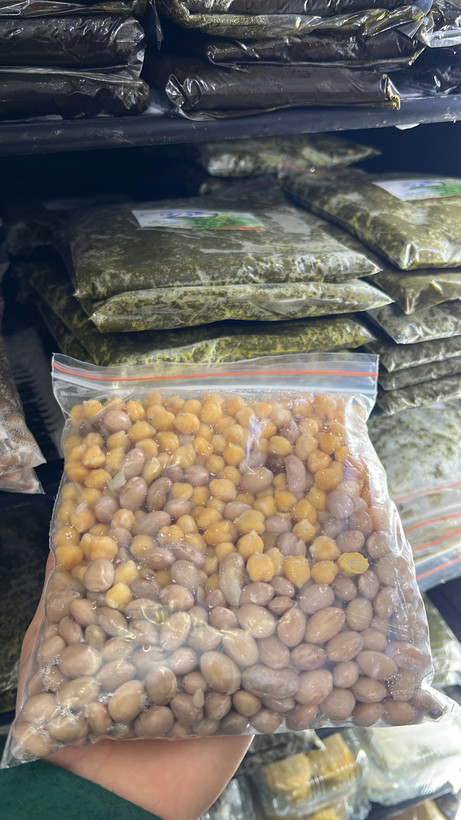 نخود و لوبیا پخته شده